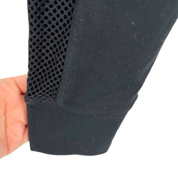 Fabletics Black Cropped Pocket Leggings Mesh Inset Size Small - Picture 3 of 10